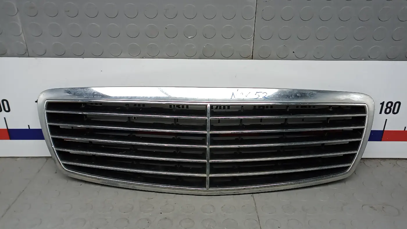 Решетка радиатора к Mercedes-Benz E-klasse 2006