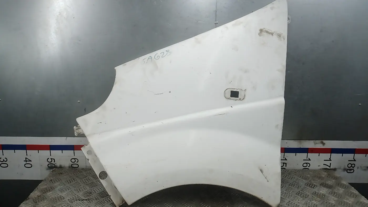 Крыло переднее левое к Renault Trafic 2006