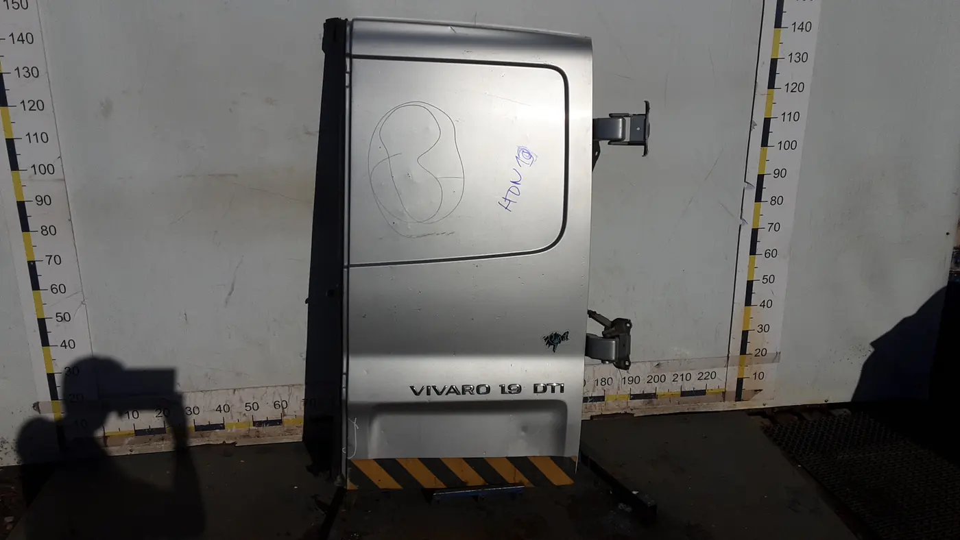 Дверь распашная к Nissan Primastar 2006
