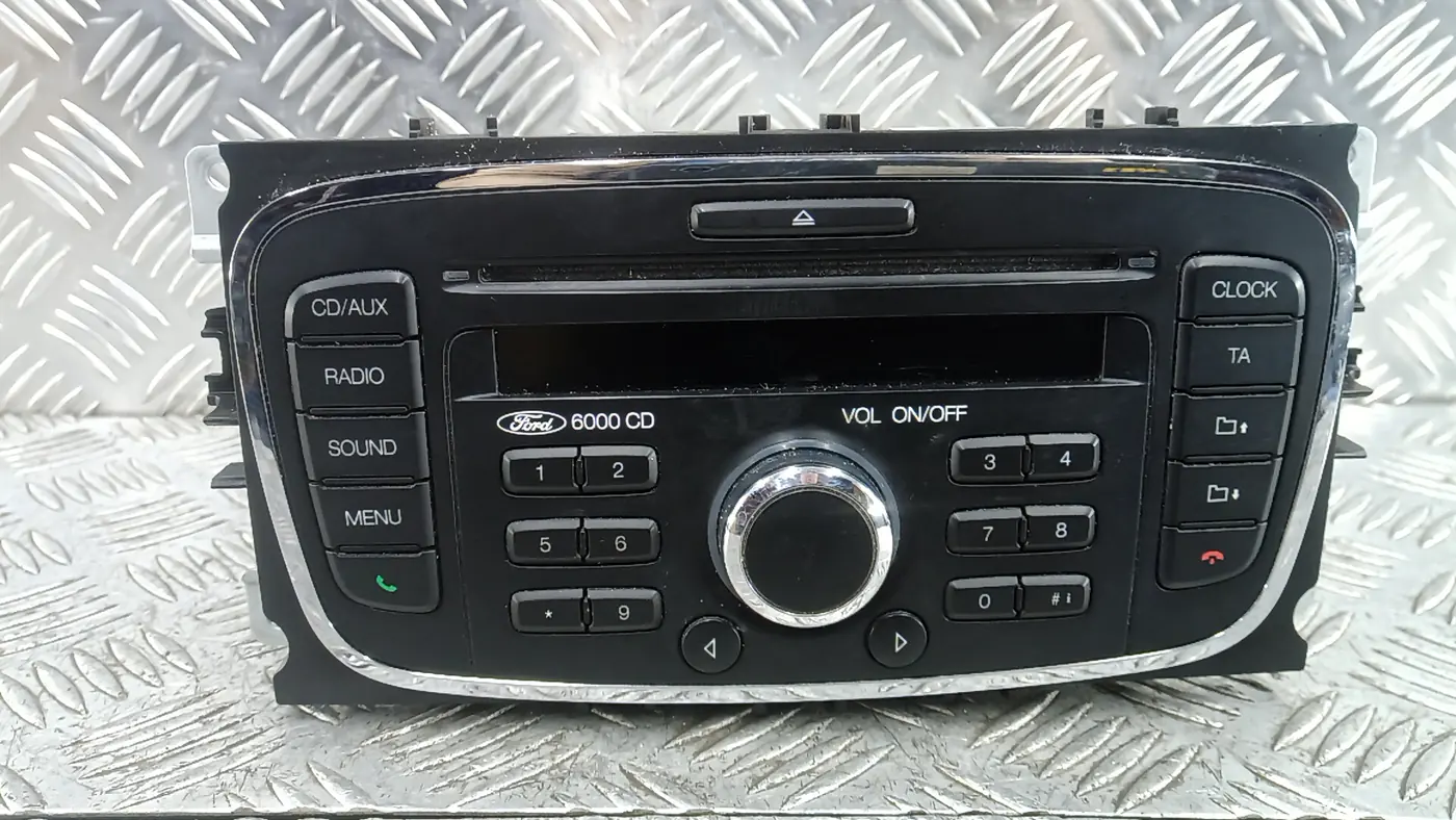 Магнитола к Ford Mondeo 2011