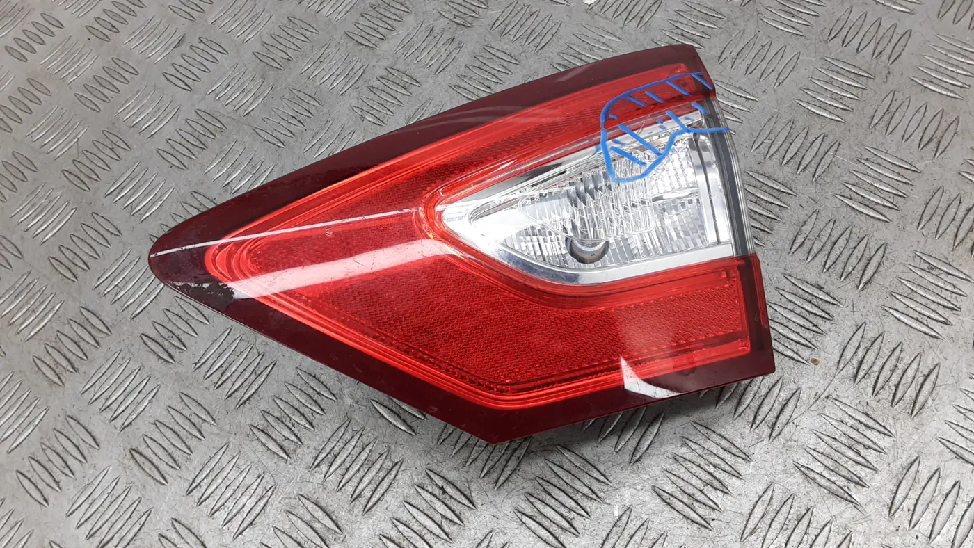 Молдинг (накладка) к Ford Mondeo 2015