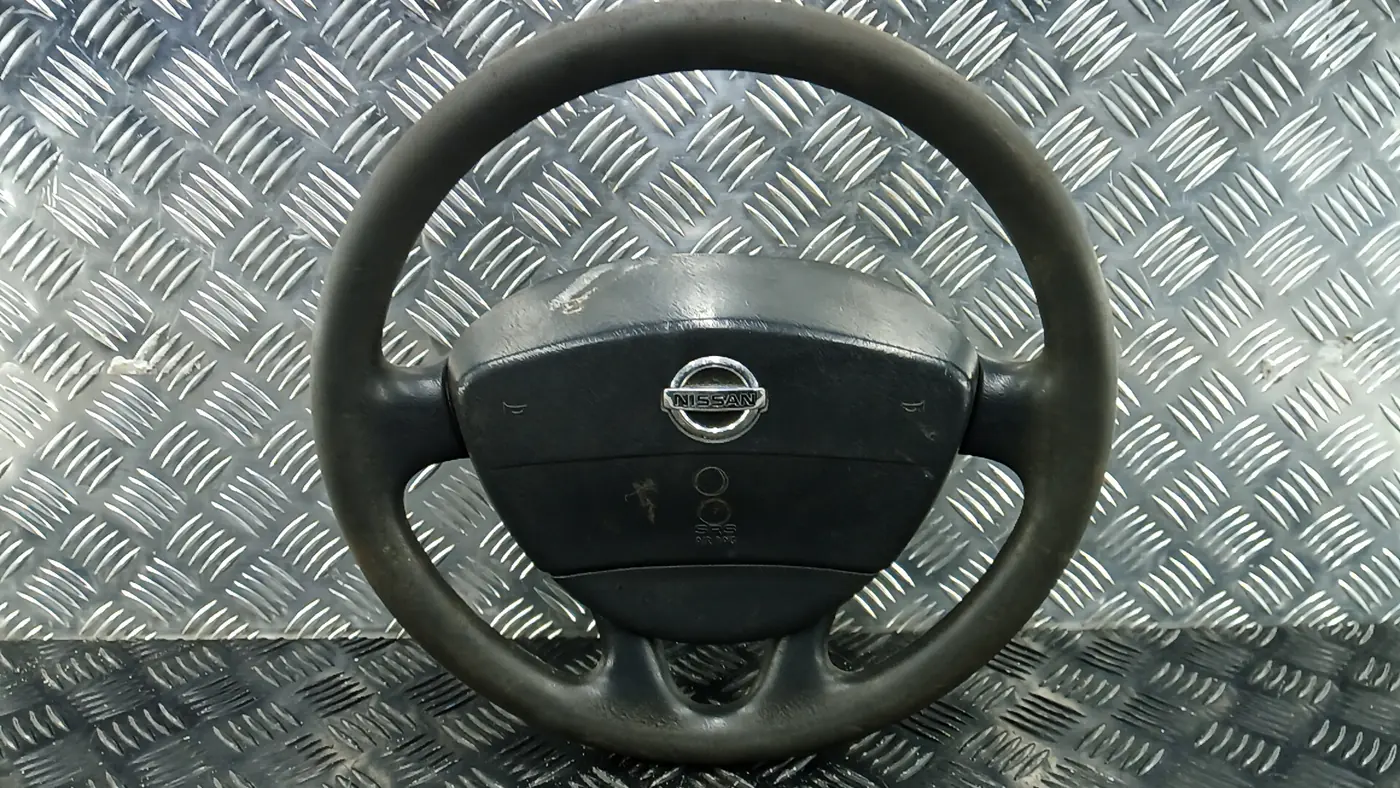 Руль к Opel Vivaro 2006