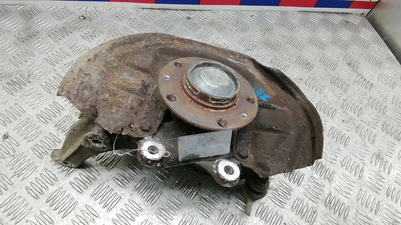 Ступица задняя левая к Peugeot 407 2007