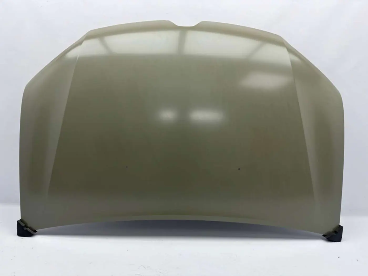 Капот к Renault Logan 2018