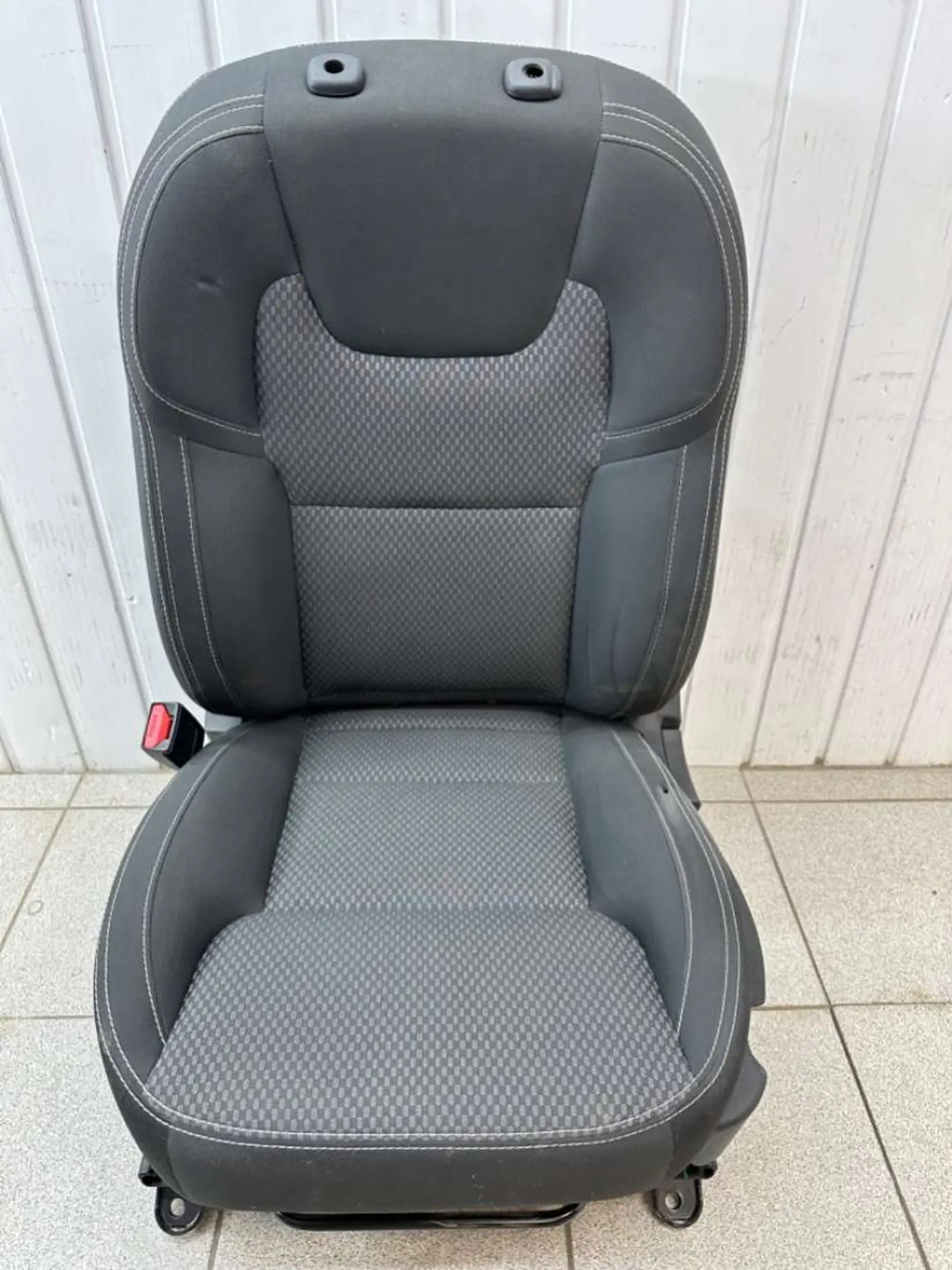 Сиденье переднее левое к Geely Emgrand 2022