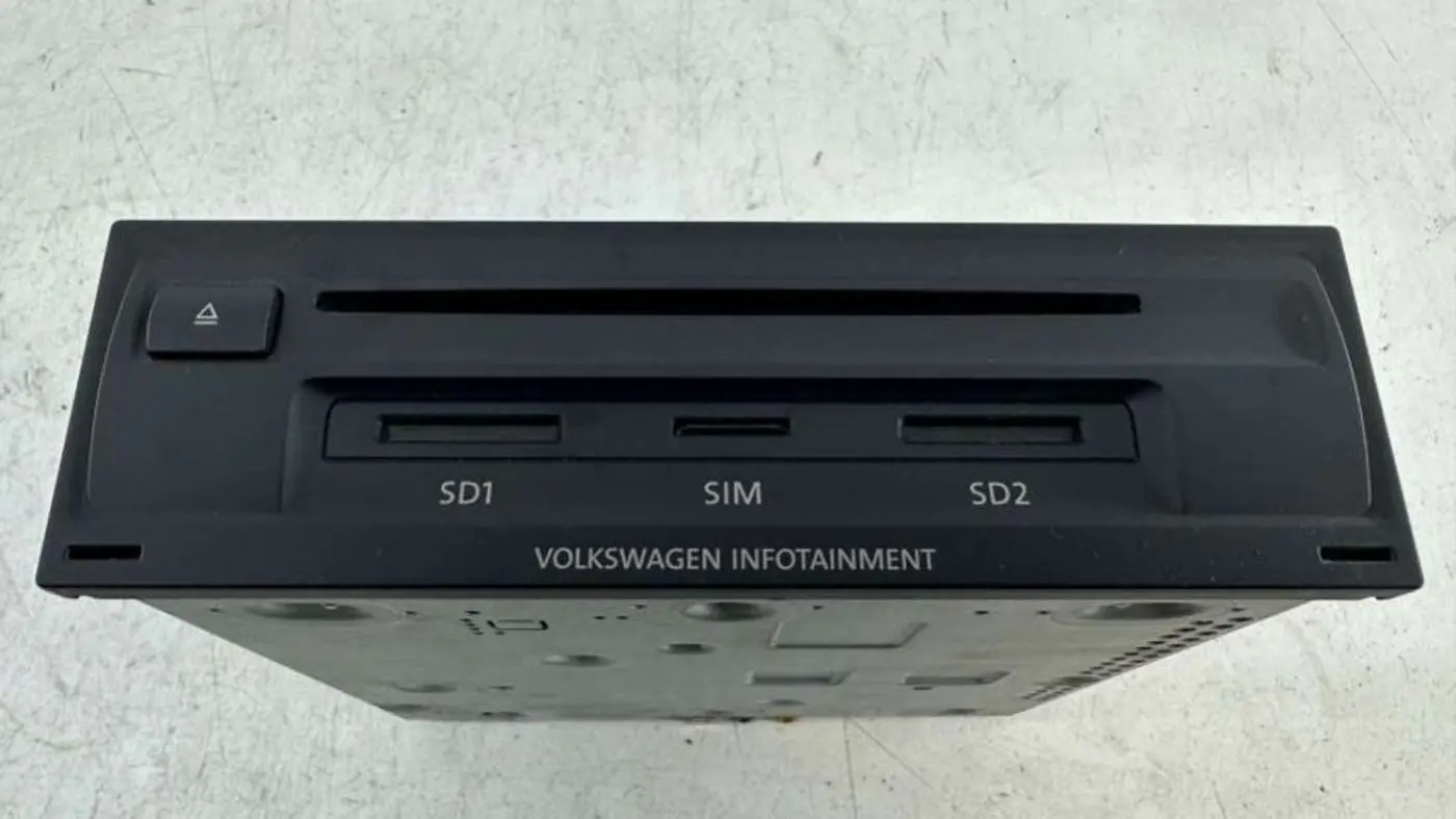 Магнитола к Volkswagen Golf 2014