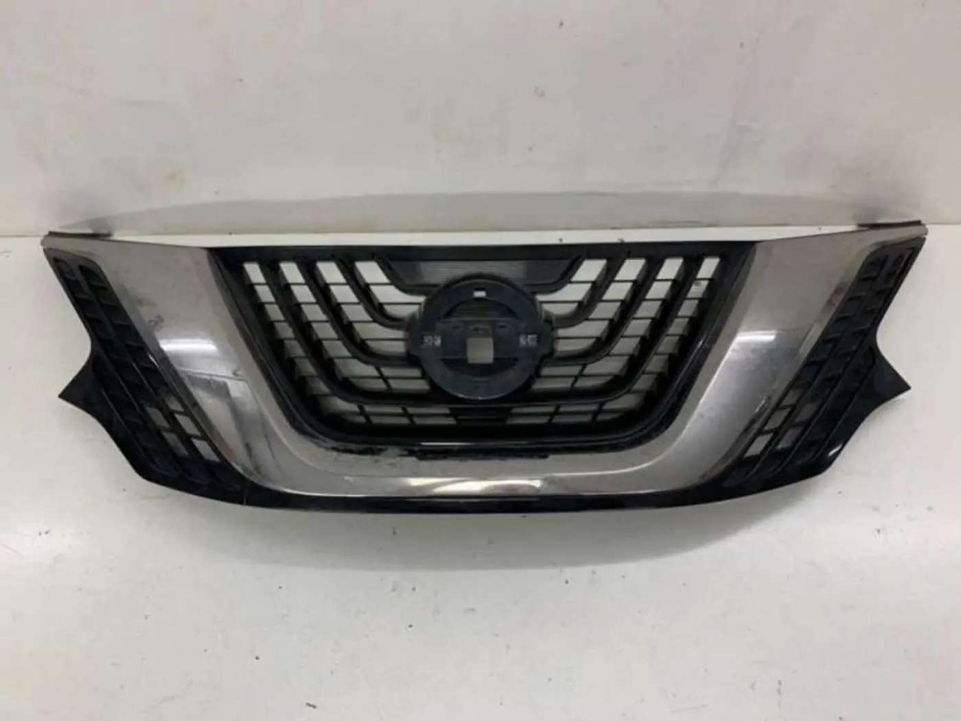 Решетка радиатора к Nissan Murano 2019
