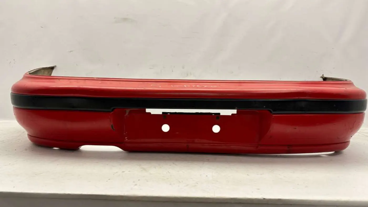 Бампер задний к Subaru Impreza 1994