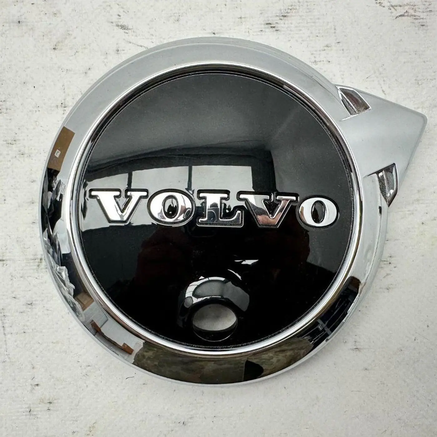 Эмблема к Volvo XC90 2022