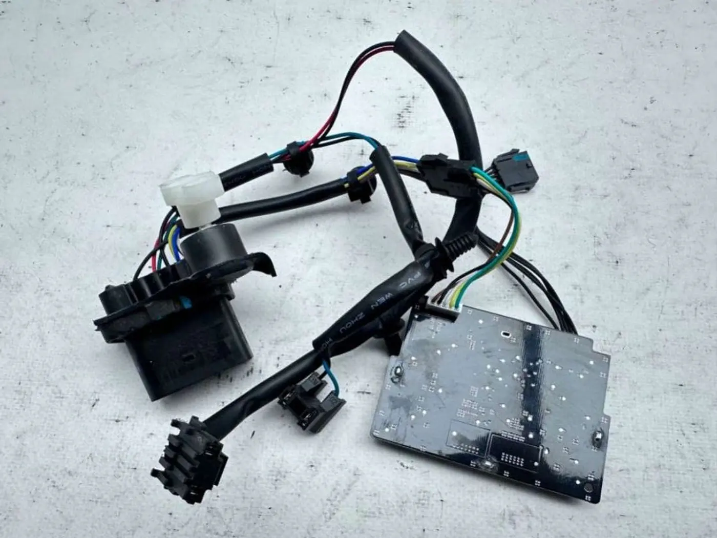 Проводка к Geely Coolray 2024