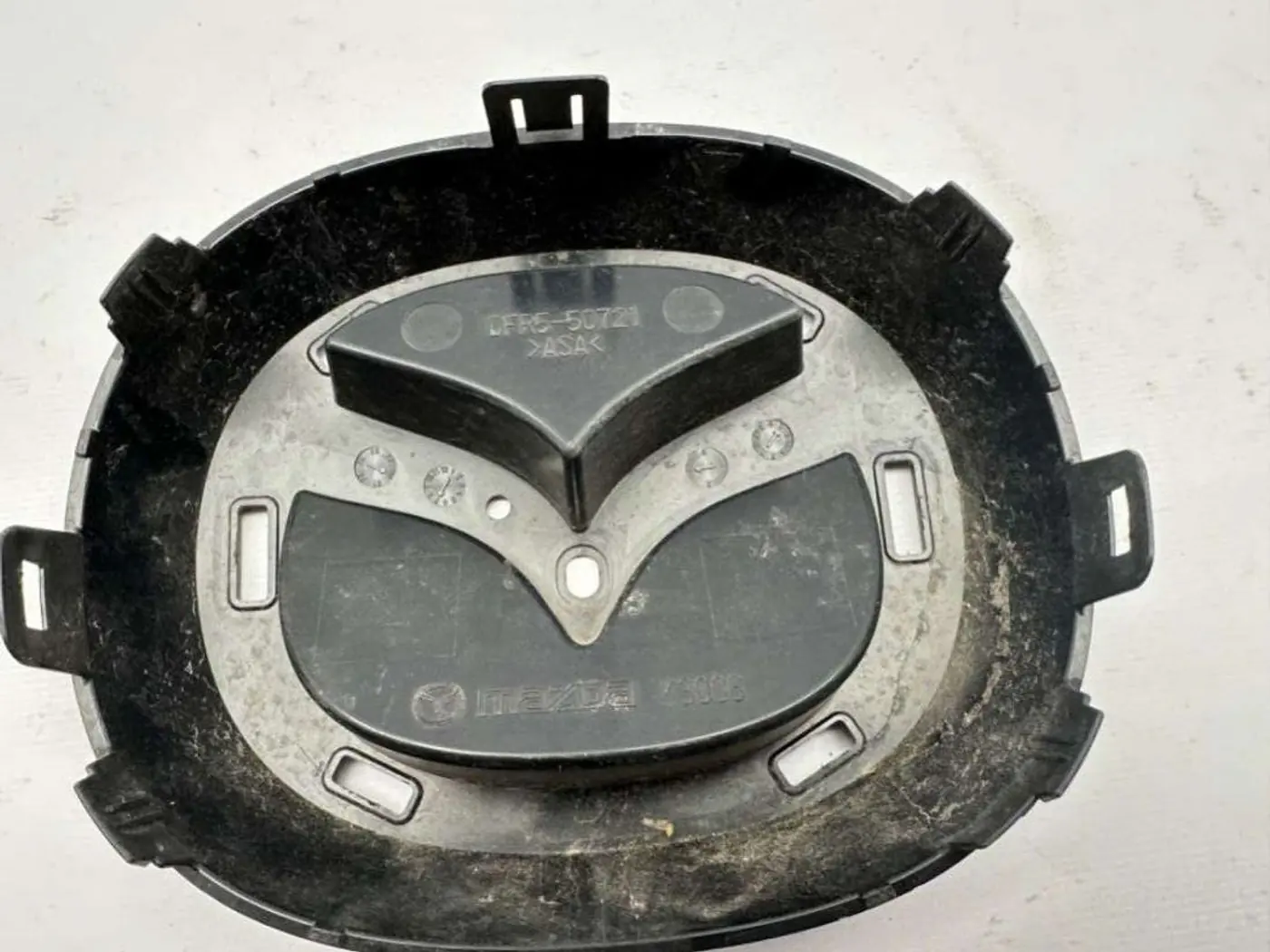 Эмблема к Mazda  2020