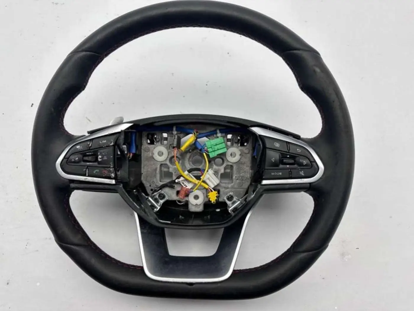 Руль к Geely Tugella 2022