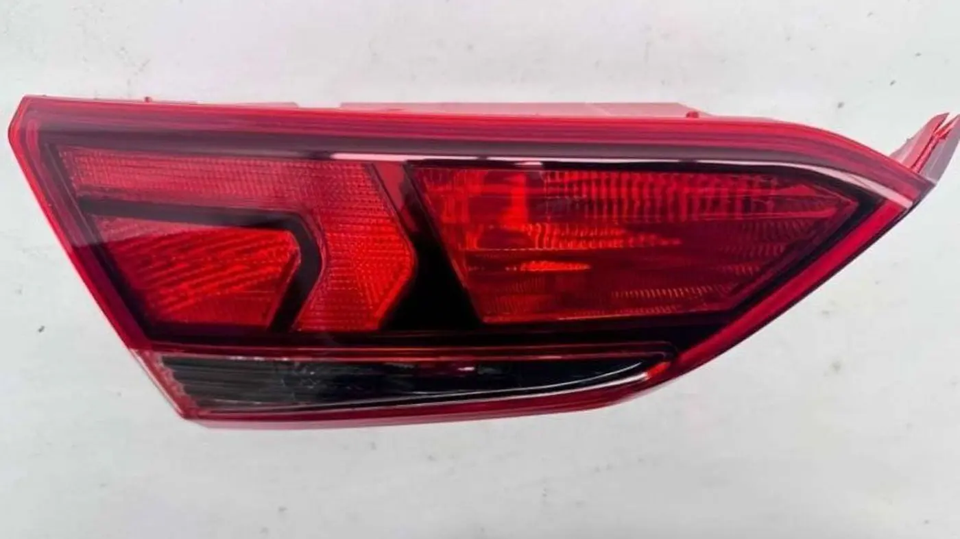 Фонарь крышки багажника левый к Hyundai Accent 2018