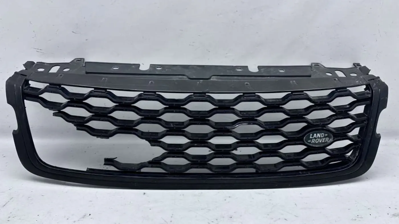 Планка под капот к Land Rover Range Rover 2018