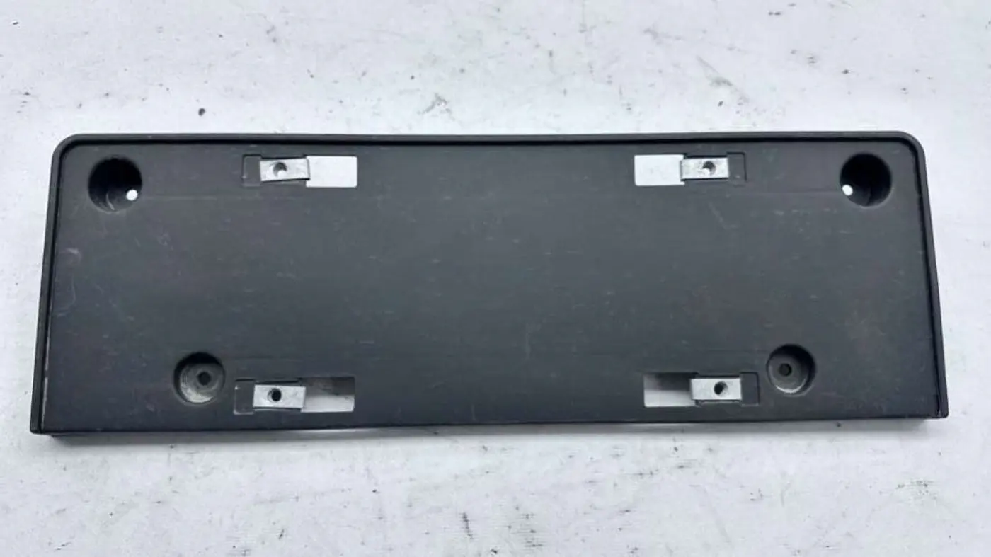 Рамка номера к FAW Besturn X80 2021