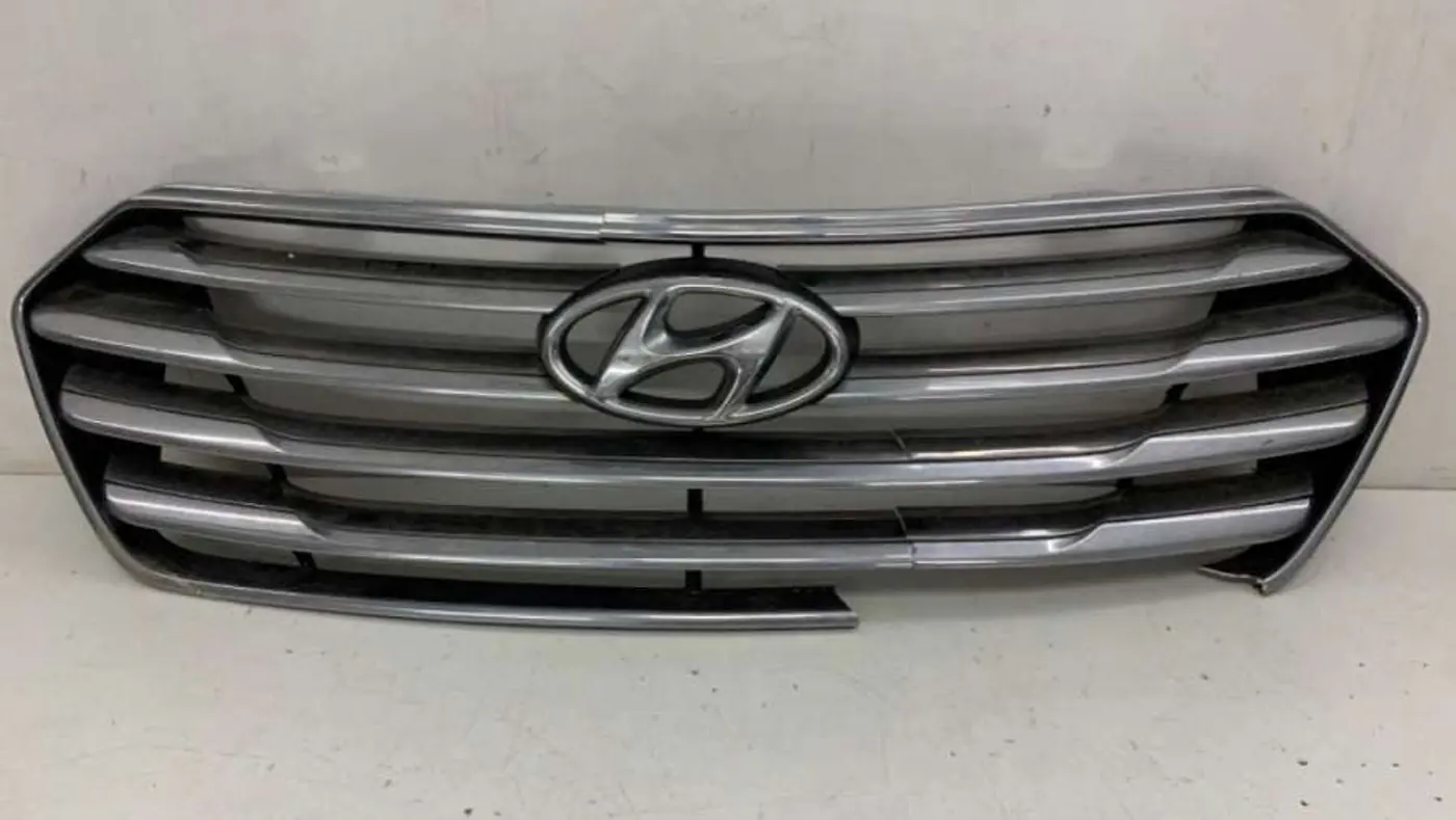 Решетка радиатора к Hyundai Santa Fe 2014