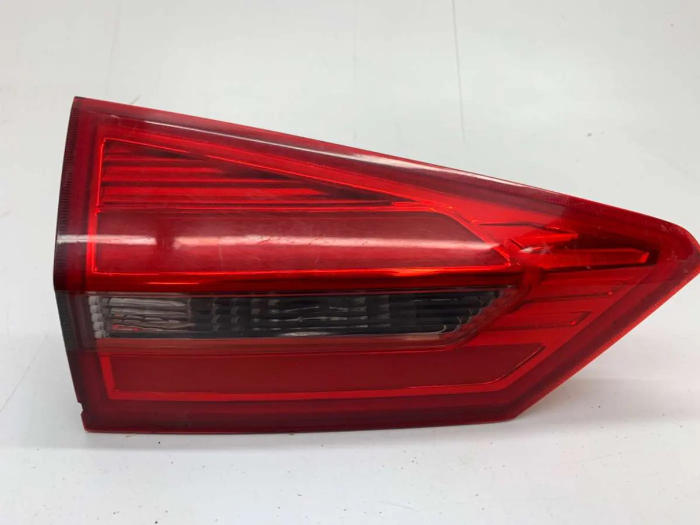 Фонарь задний левый к Geely Atlas 2020