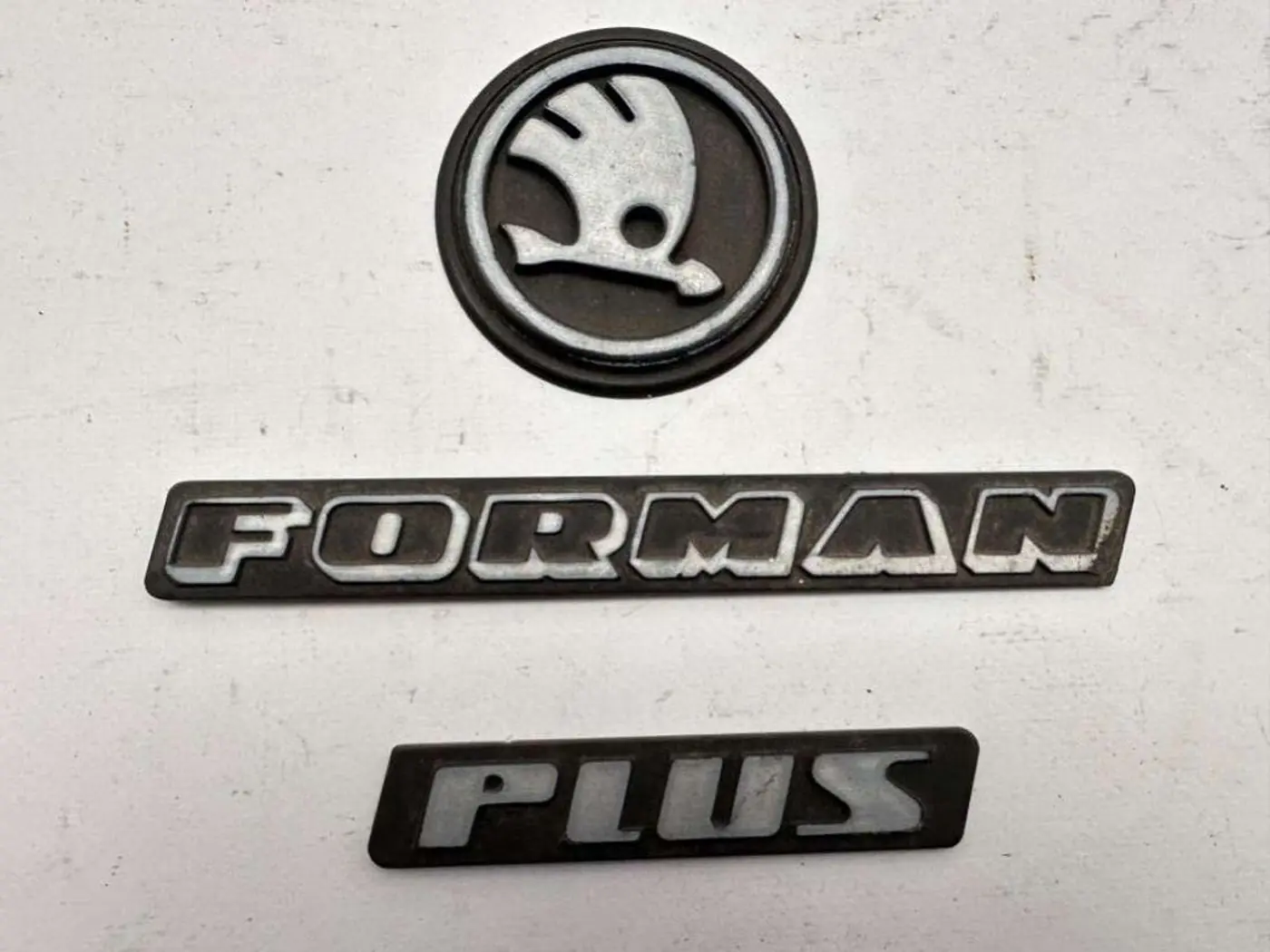 Эмблема к Skoda Forman 1992