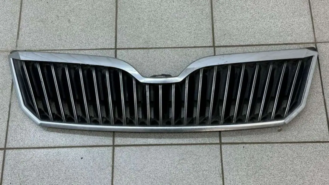 Решетка радиатора к Skoda Superb 2014