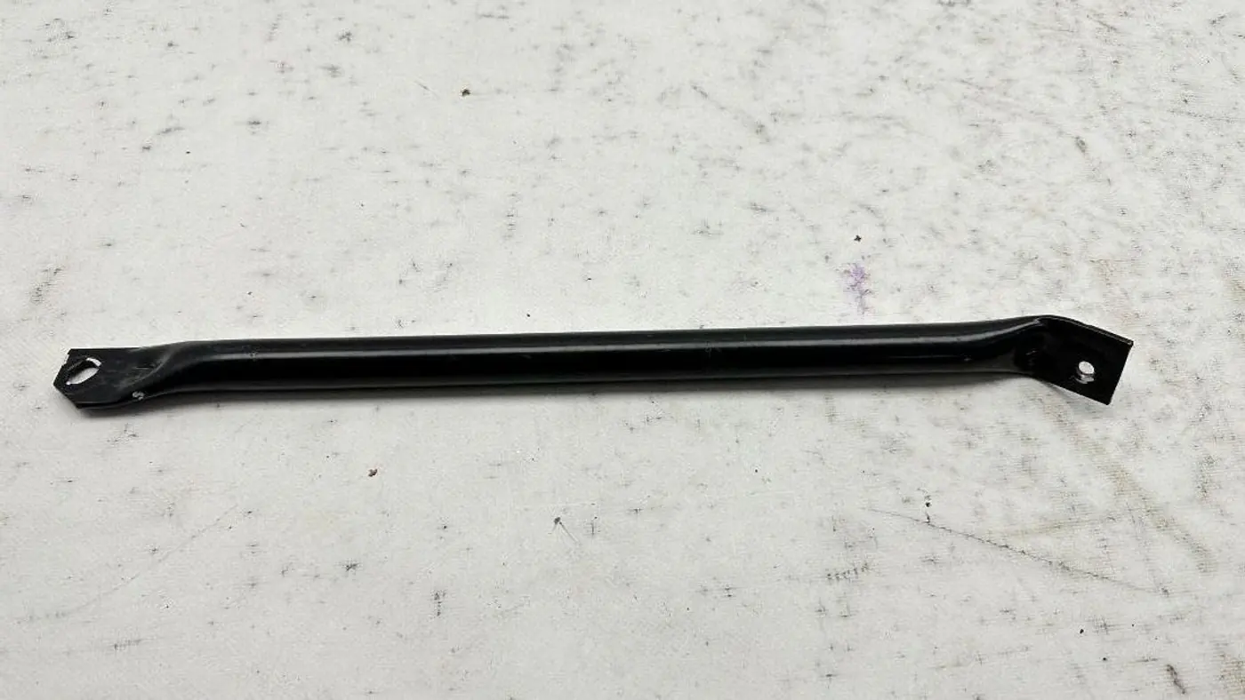 Распорка стоек к BMW X6 2021
