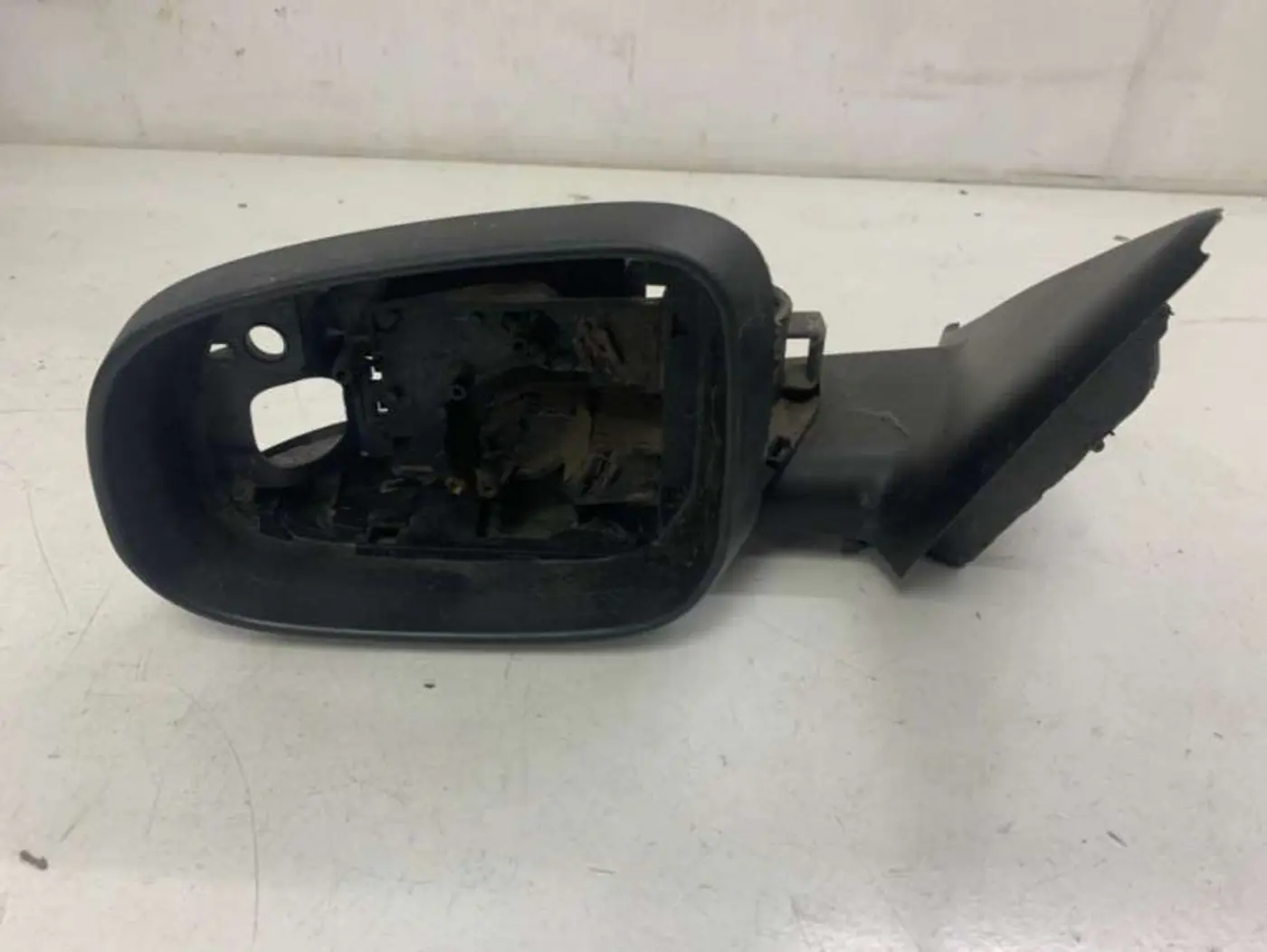 Корпус зеркала к Volvo S80 2011