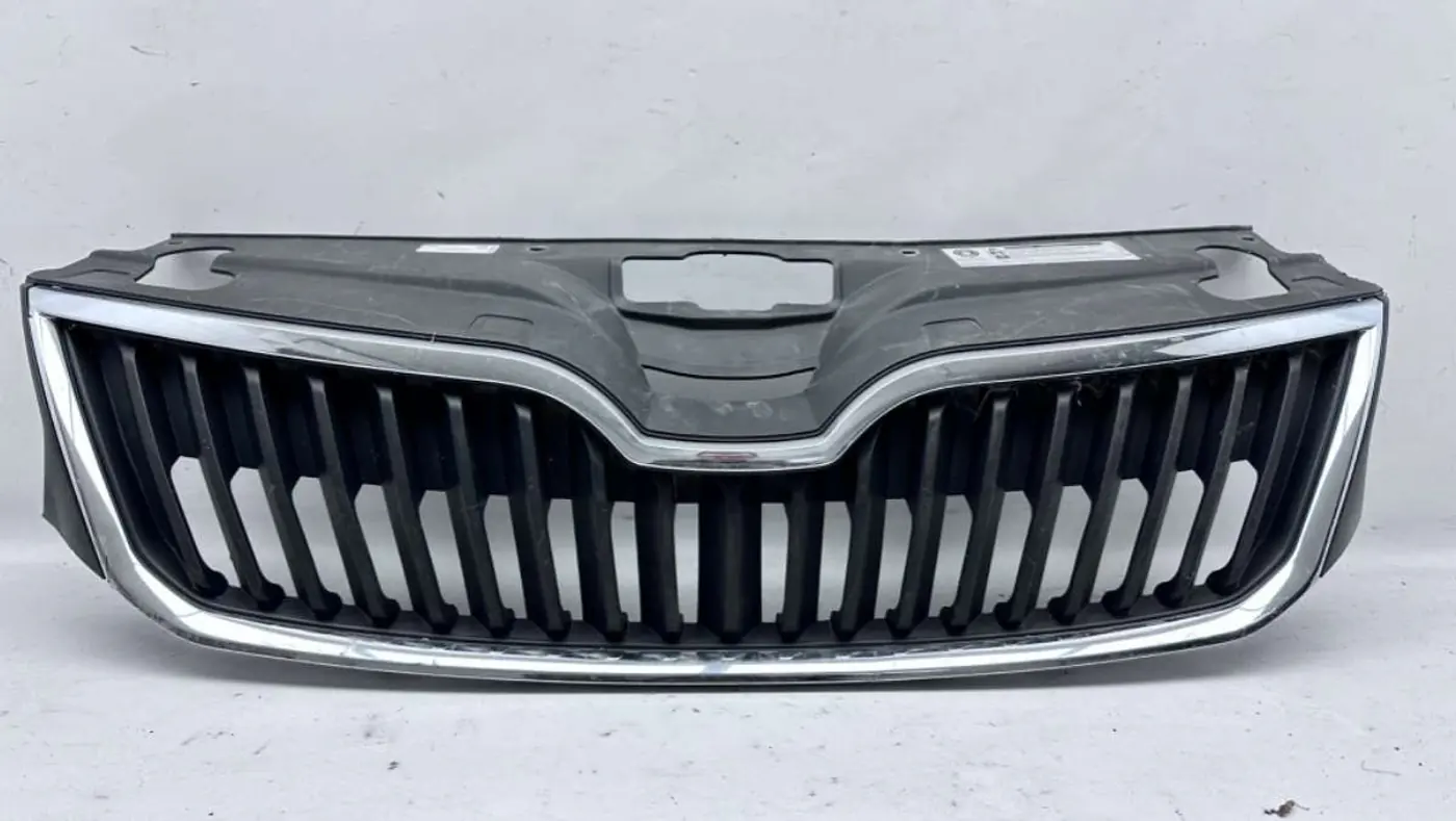 Решетка радиатора к Skoda Rapid 2015