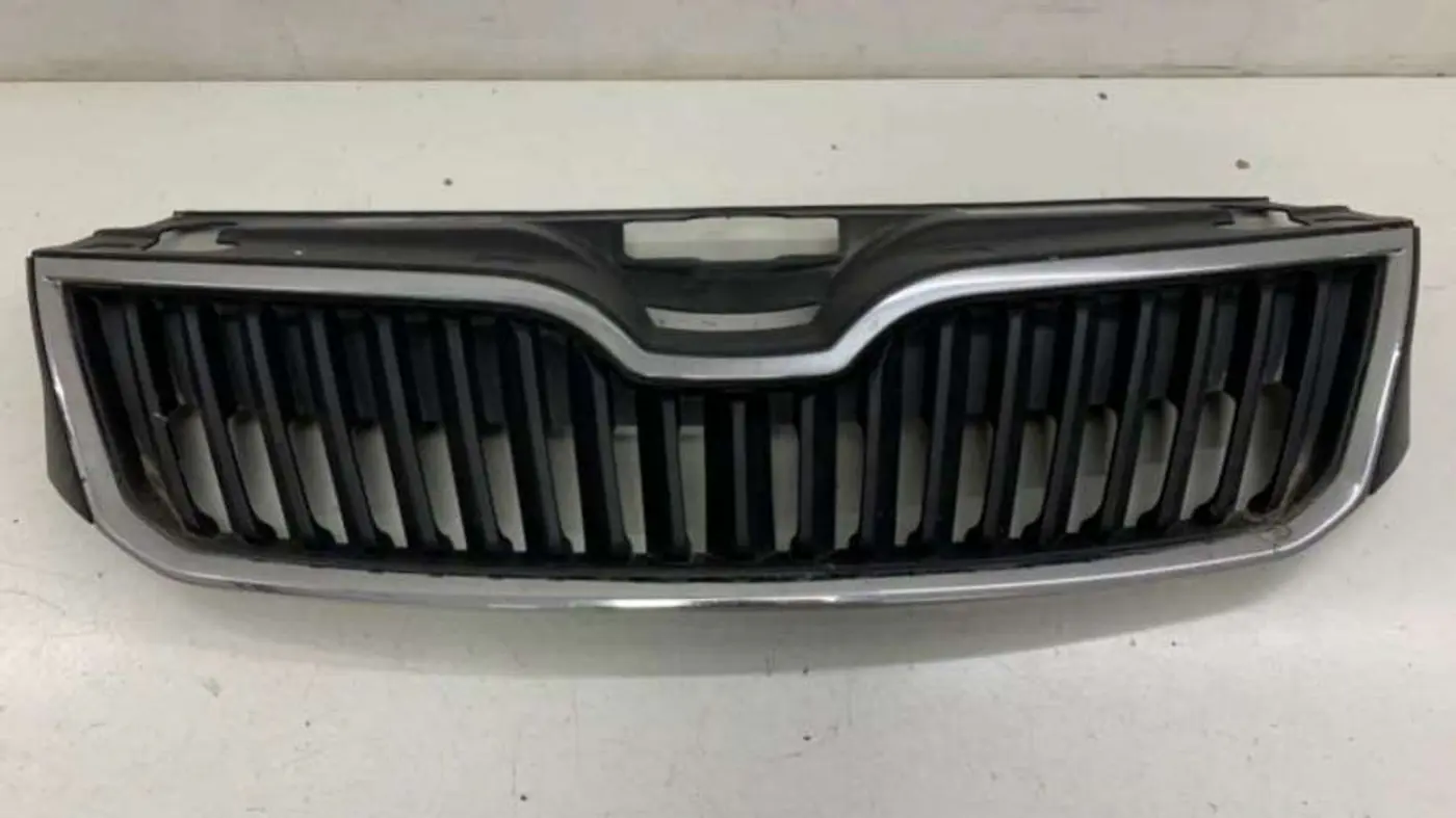 Решетка радиатора к Skoda Rapid 2015
