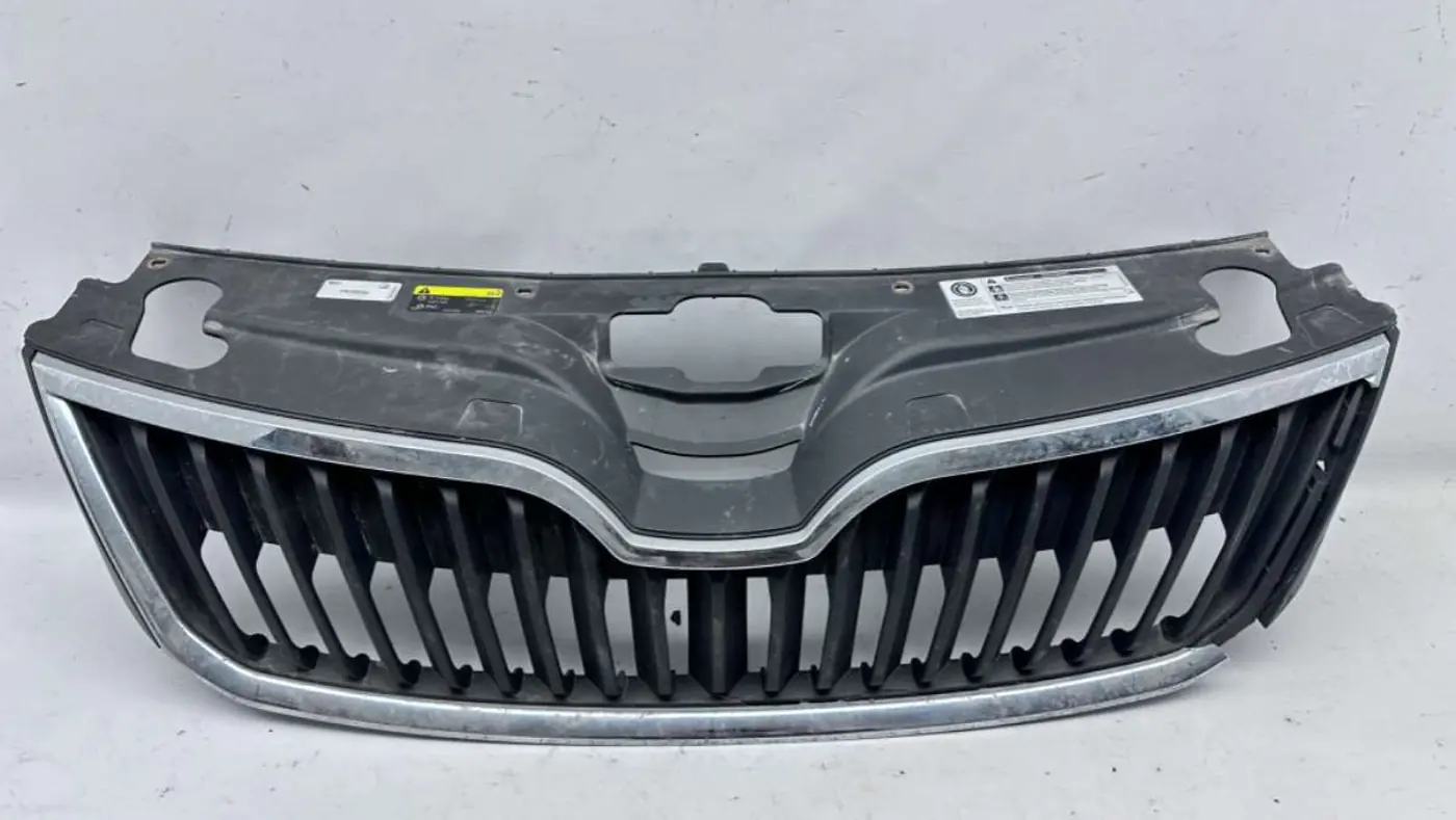 Решетка радиатора к Skoda Rapid 2017