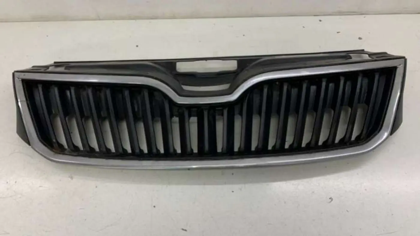Решетка радиатора к Skoda Rapid 2014