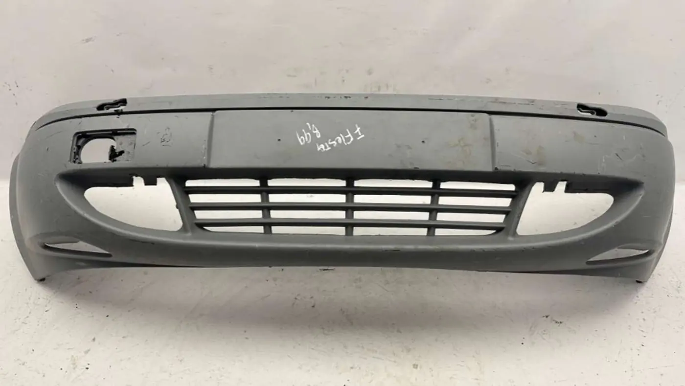 Бампер передний к Ford Fiesta 2000
