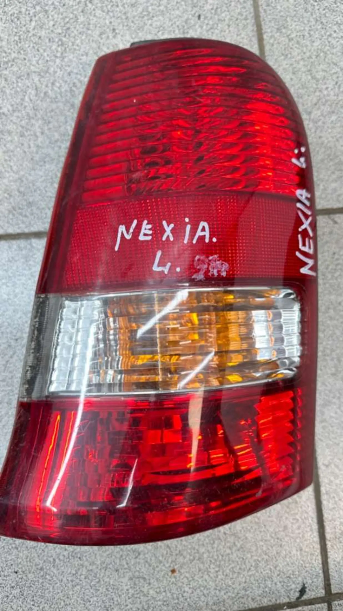 Фонарь задний левый к Daewoo Nexia 1998