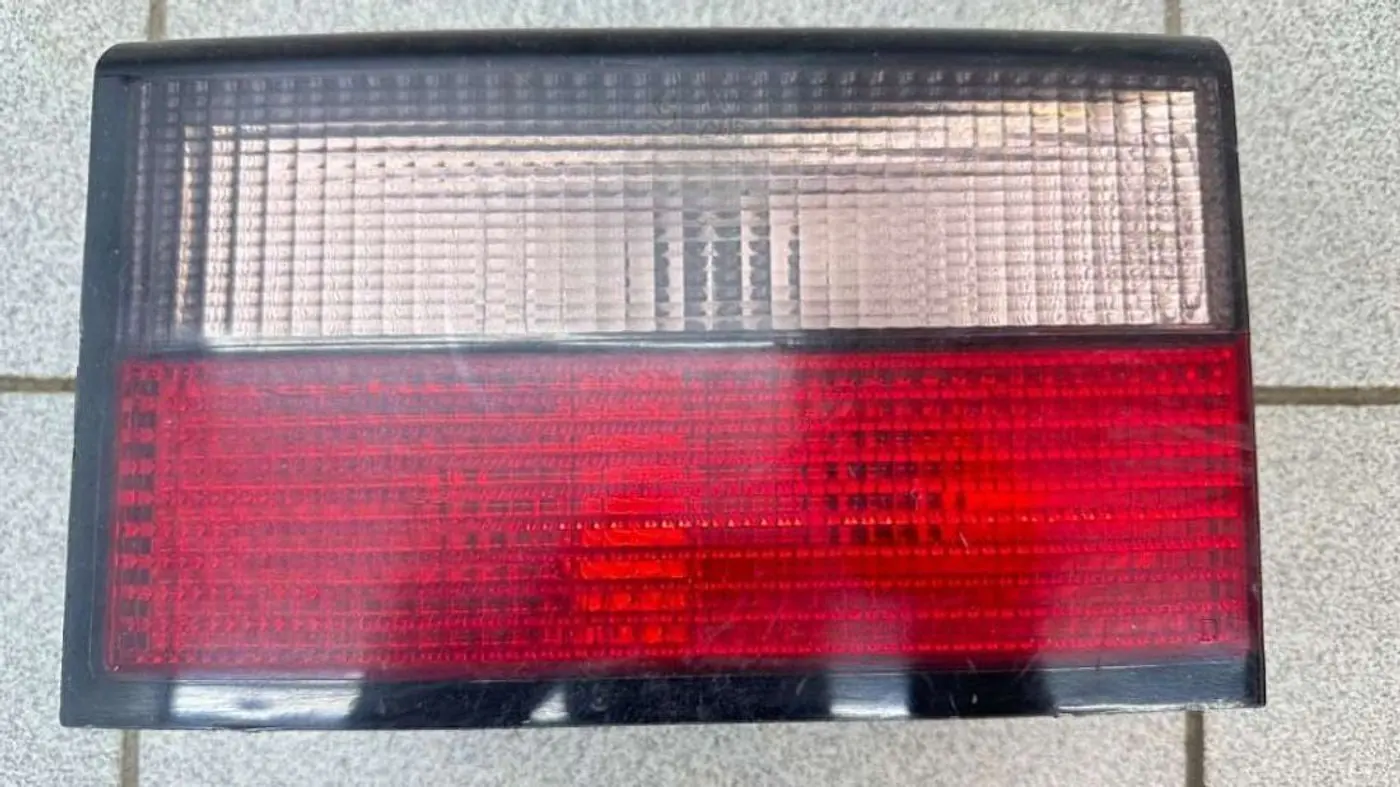 Фонарь задний правый к Citroen Xantia 1994