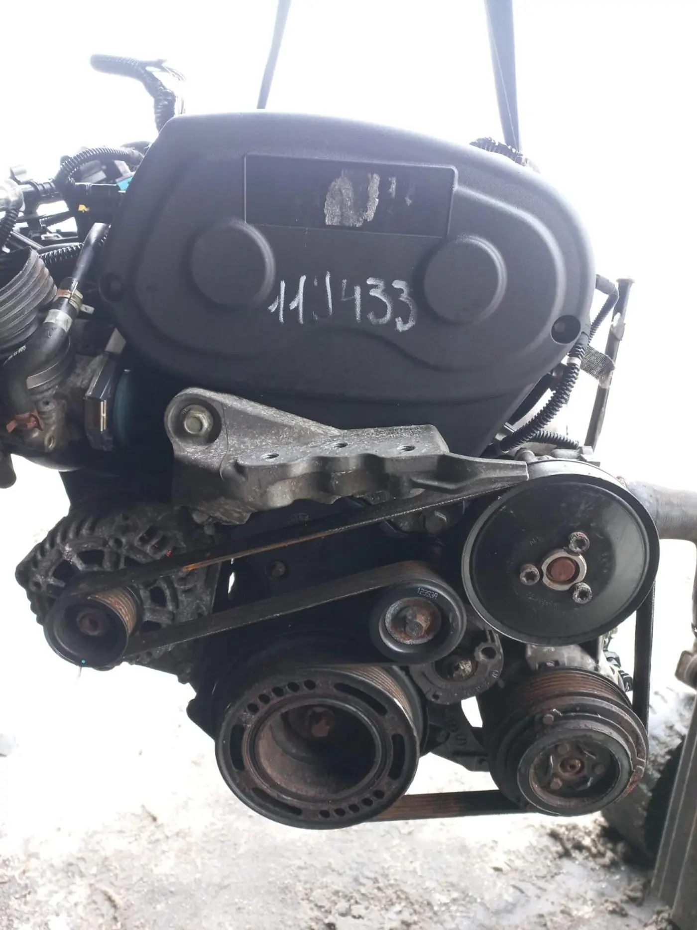 Двигатель к Opel Astra 2012