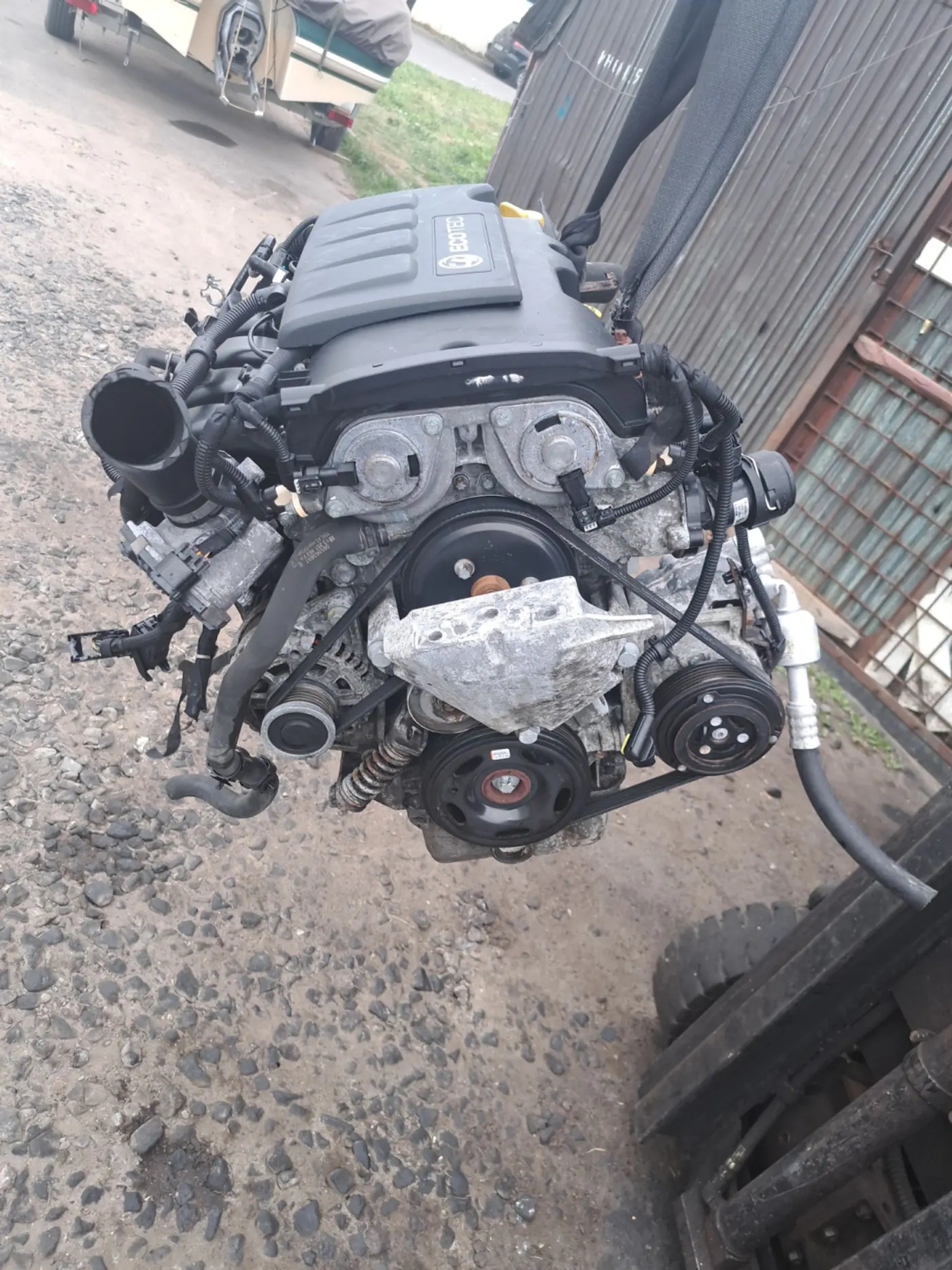 Двигатель к Opel Astra 2011