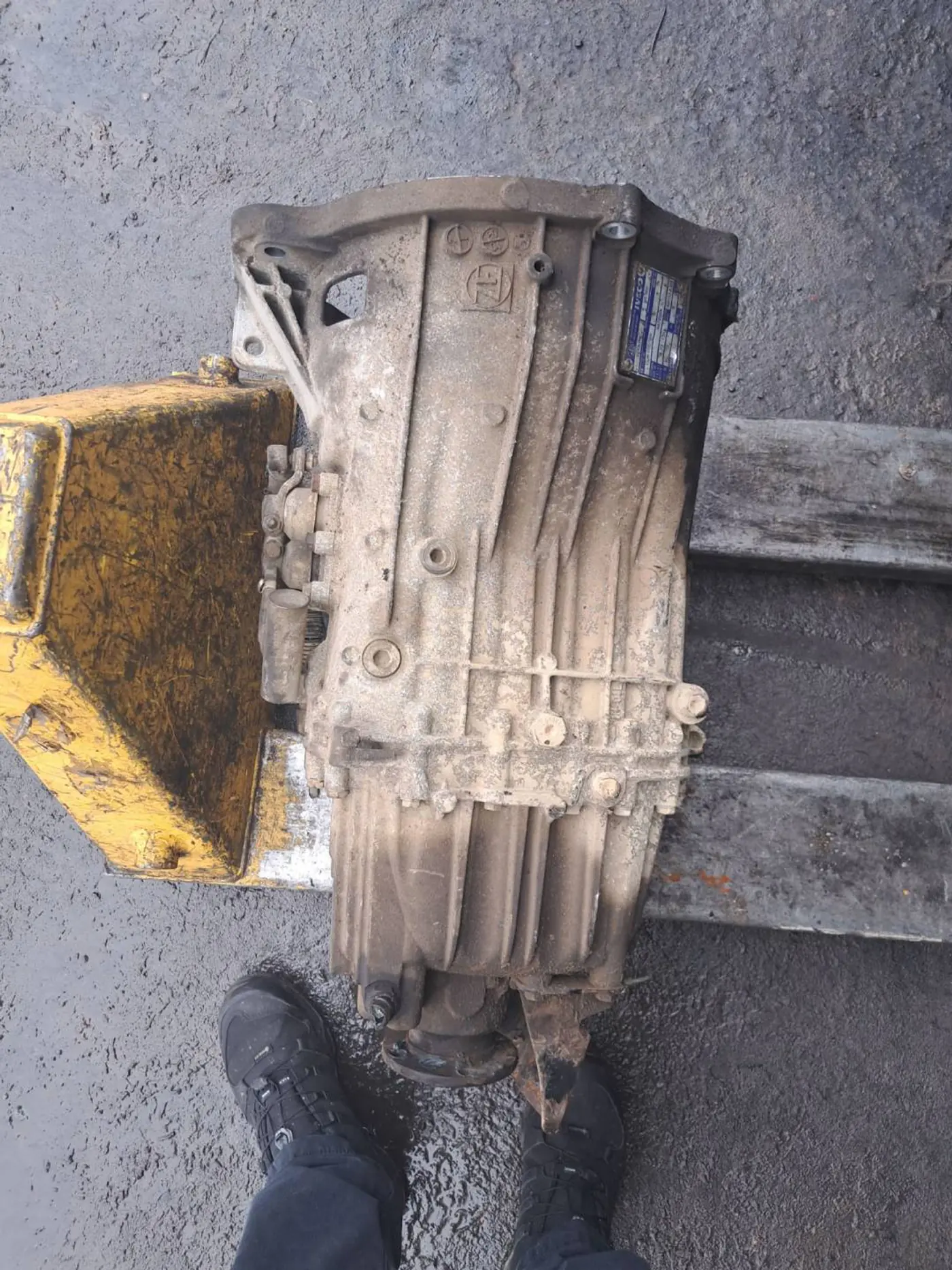 КПП механическая (МКПП) к Iveco  2004