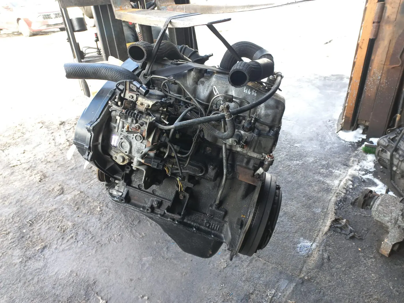 Двигатель к Mitsubishi Pajero 1993