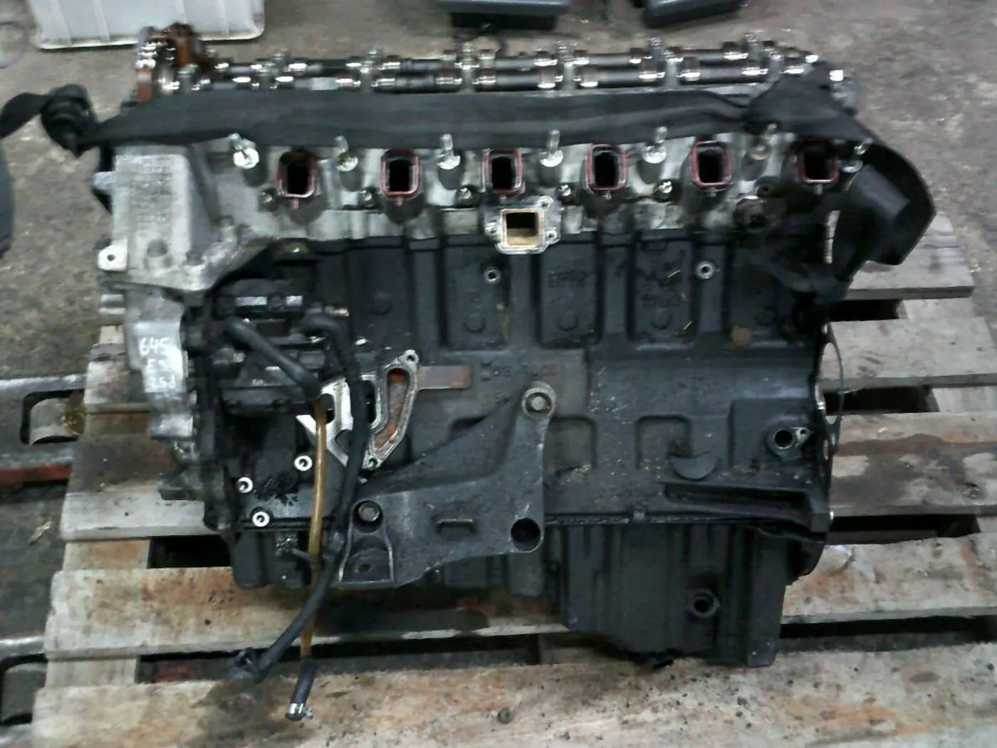 Двигатель к BMW 5 2002
