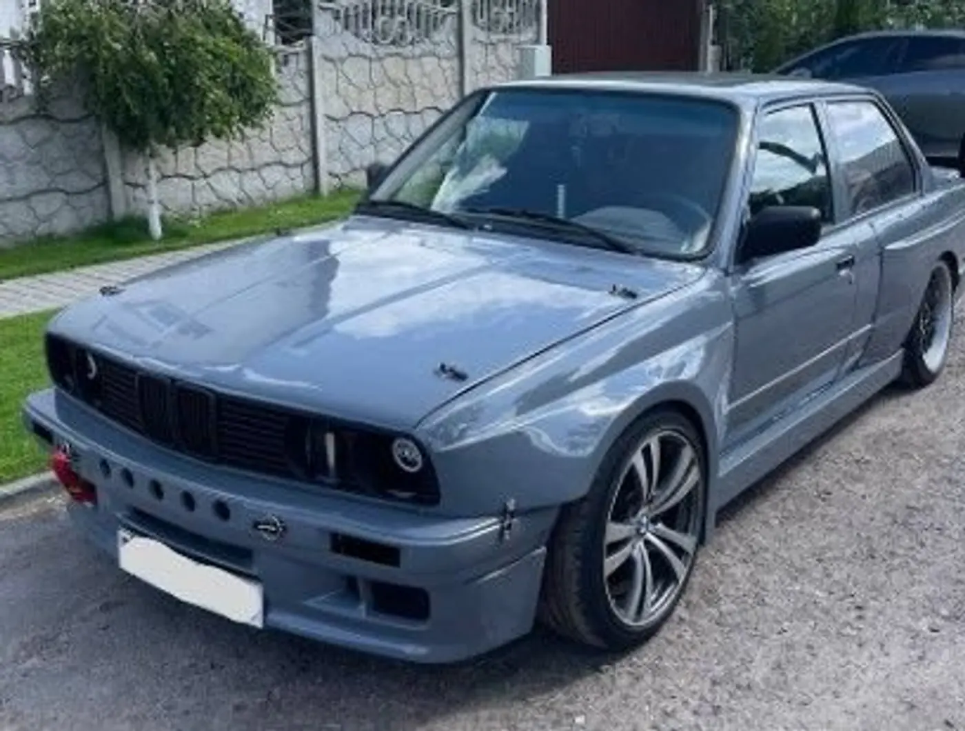 Крыло переднее левое к BMW 3 series 1988