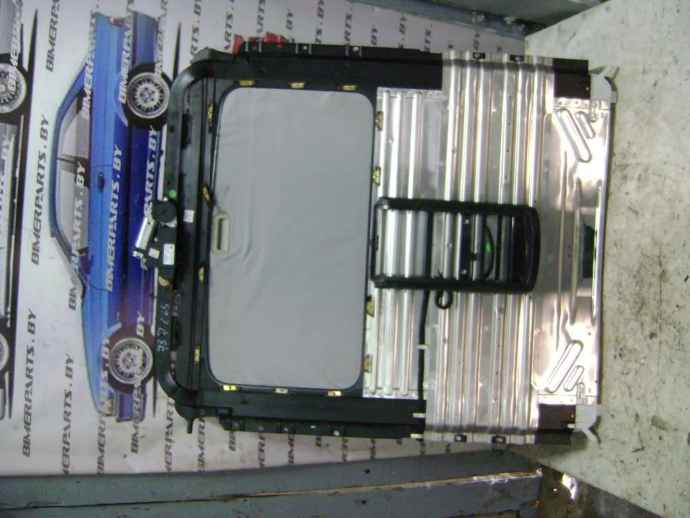 Люк к BMW 7 series 2003
