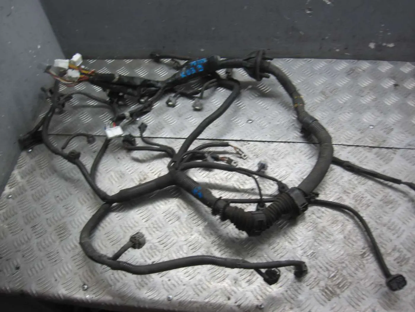 Проводка двигателя к Toyota Prius 2006