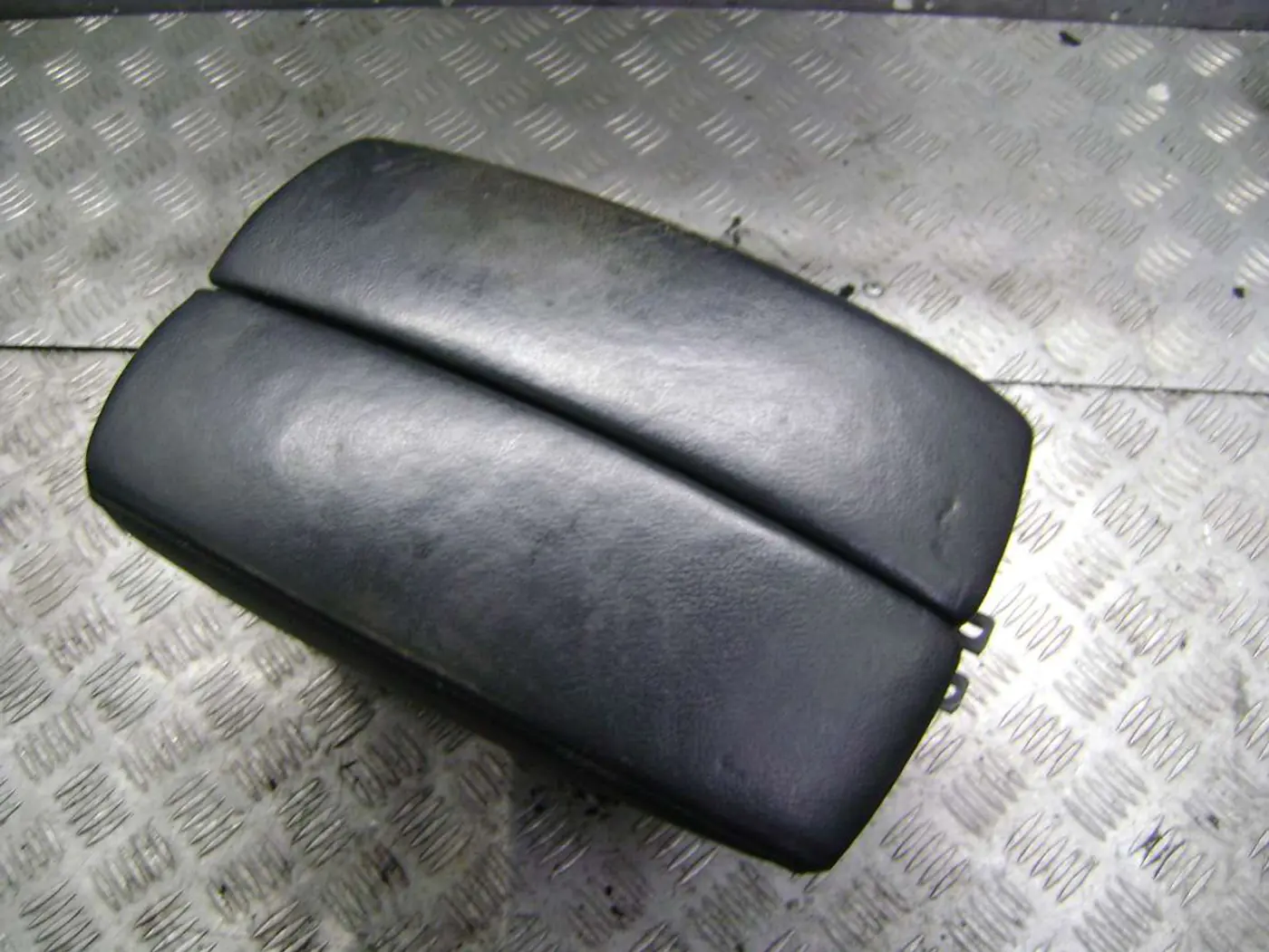 Подлокотник к BMW X5 2007