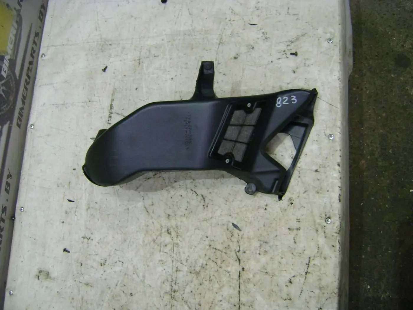Воздуховод к Toyota Prius 2005
