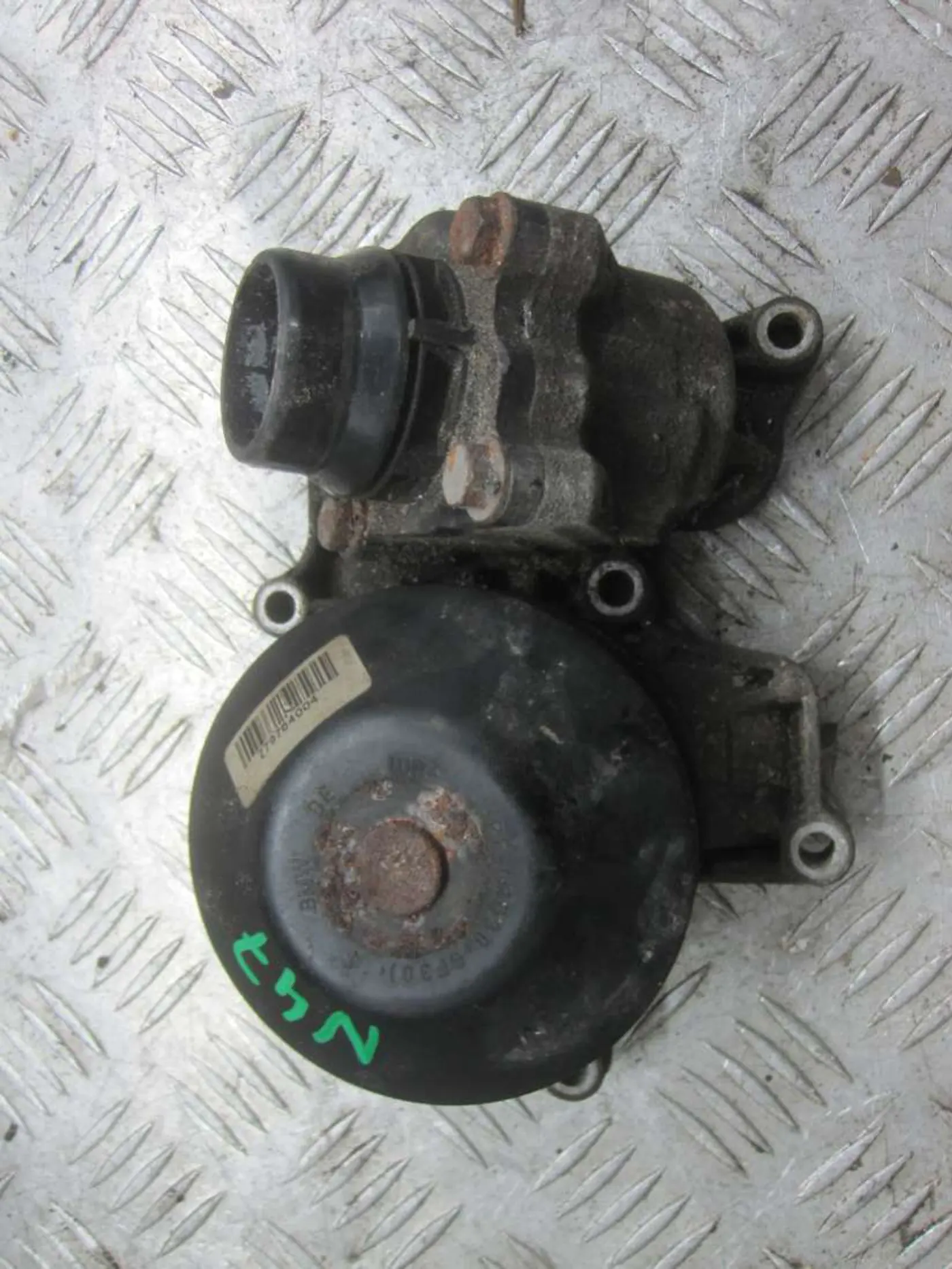 Помпа к BMW 5 2008