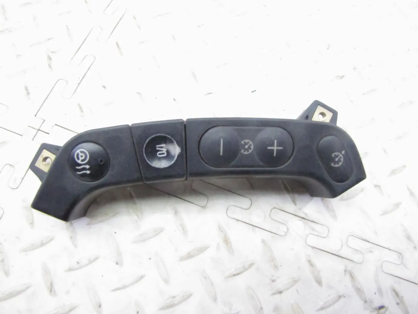 Кнопки руля к BMW X3 2003