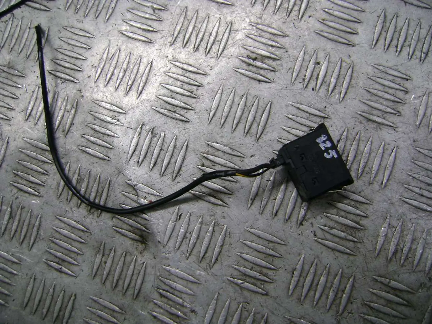 Разъем AUX / USB к BMW 7 series 2006