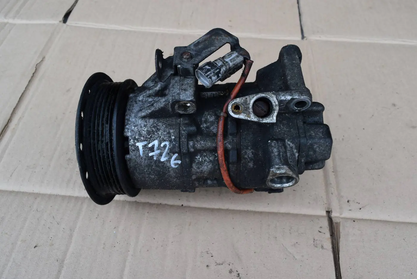 Компрессор кондиционера к Toyota Auris 2007