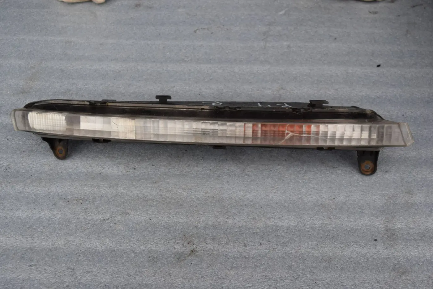 Поворотник правый к Audi Q7 2008