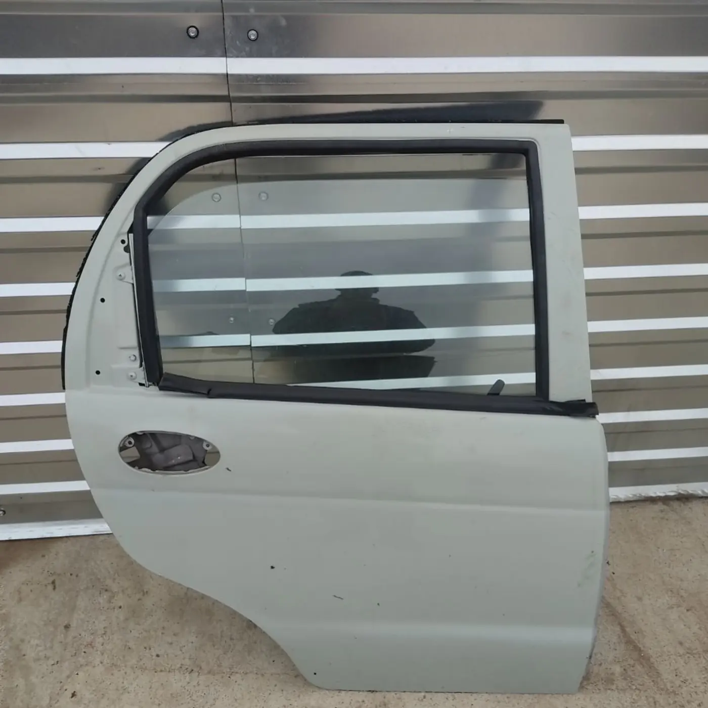 Дверь задняя правая к Daewoo Matiz 2001