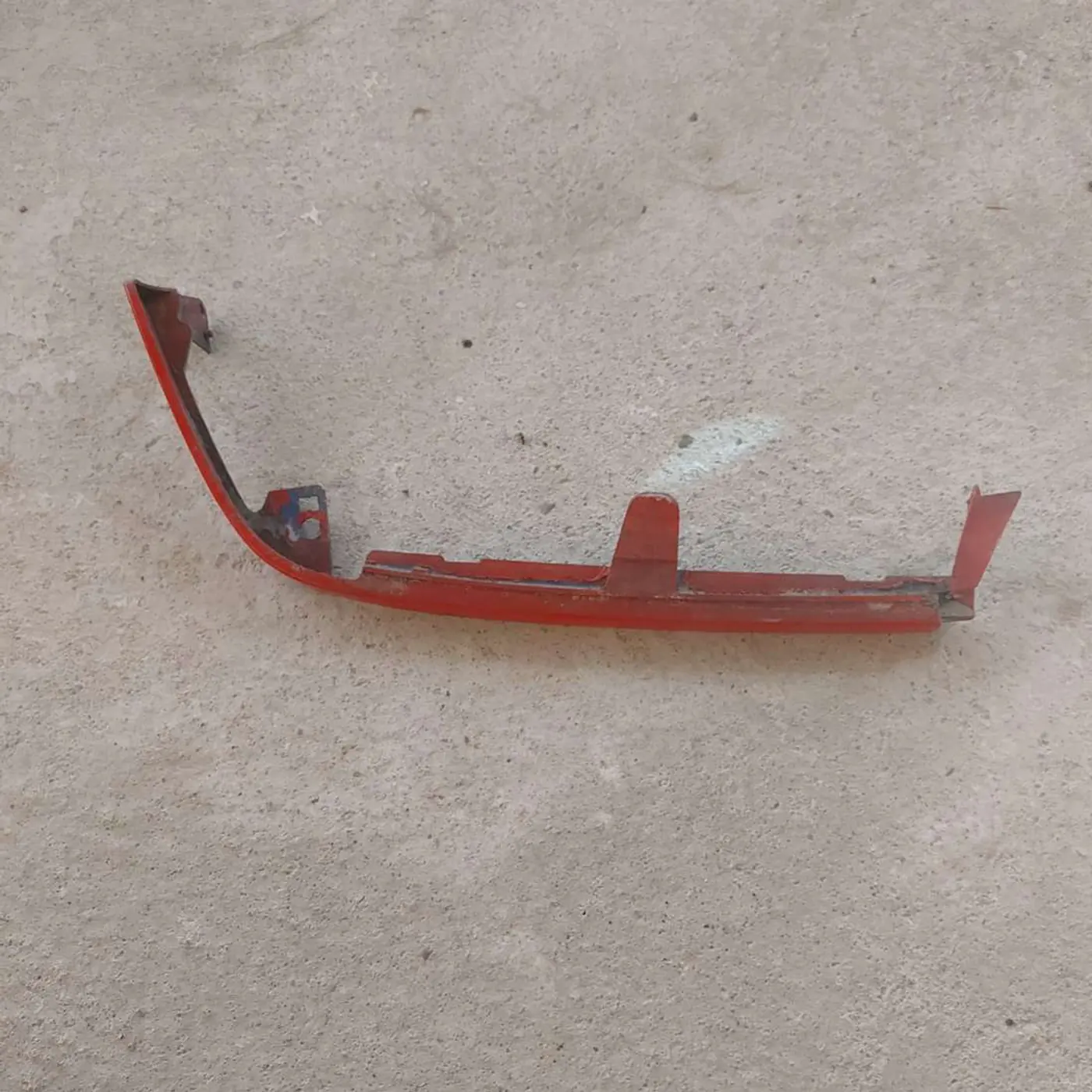 Молдинг (накладка) к Mazda 323 1993
