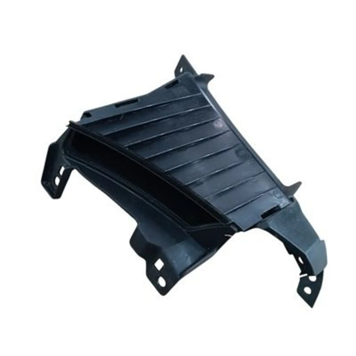 Воздуховод радиатора к Audi A4 2022